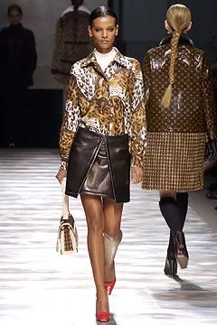 Look 25